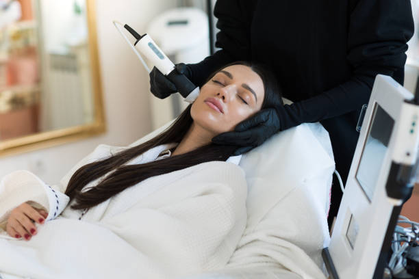 Qu’est-ce que le traitement par LED dans l’Hydrafacial ?