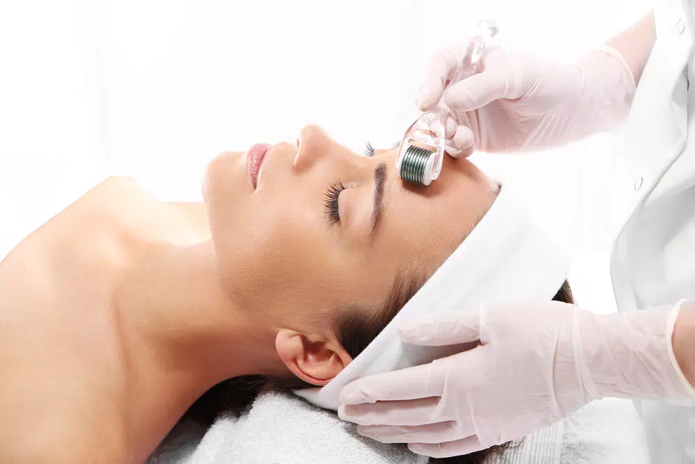 L’Hydrafacial à Lyon : La Solution Ultime pour Éliminer les Points Noirs