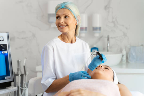 L’Hydrafacial peut-il réduire l’apparence des rides ?