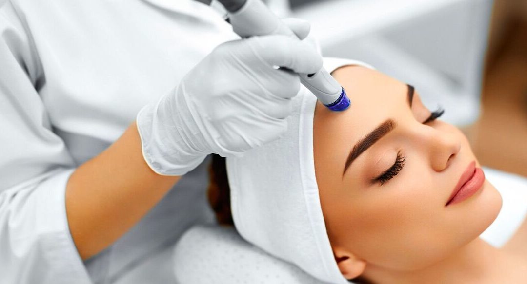 Est-ce que l’Hydrafacial est adapté aux peaux sensibles ?