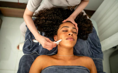 Est-ce qu’un homme peut aussi faire un Hydrafacial à Lyon pour améliorer l’aspect de sa peau ?