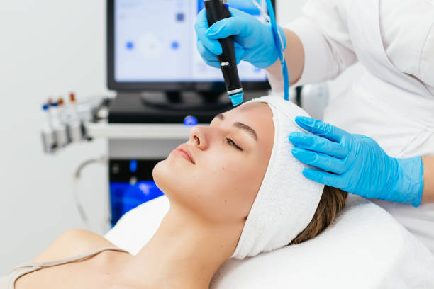 Combien de séances d’hydrafacial à Lyon faut-il pour voir une vraie amélioration ?